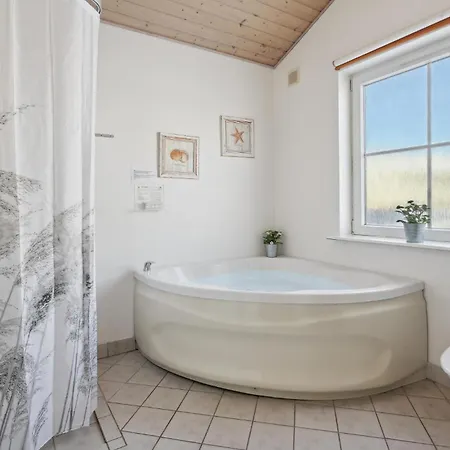 Pet Friendly In With Wifi بيت للعطل Gråsten